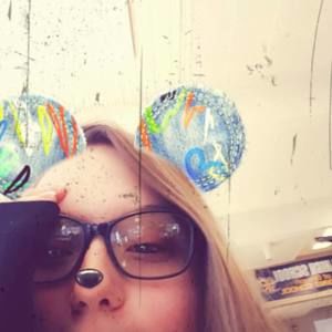 Meet your Posher, Kayla